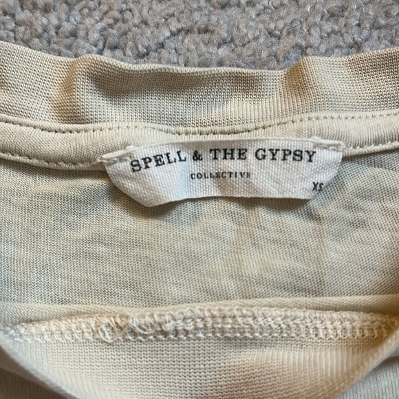 Spell and the Gypsy t-shirt - Picture 2 of 3